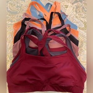 8 size Xl Old Navy sports bras